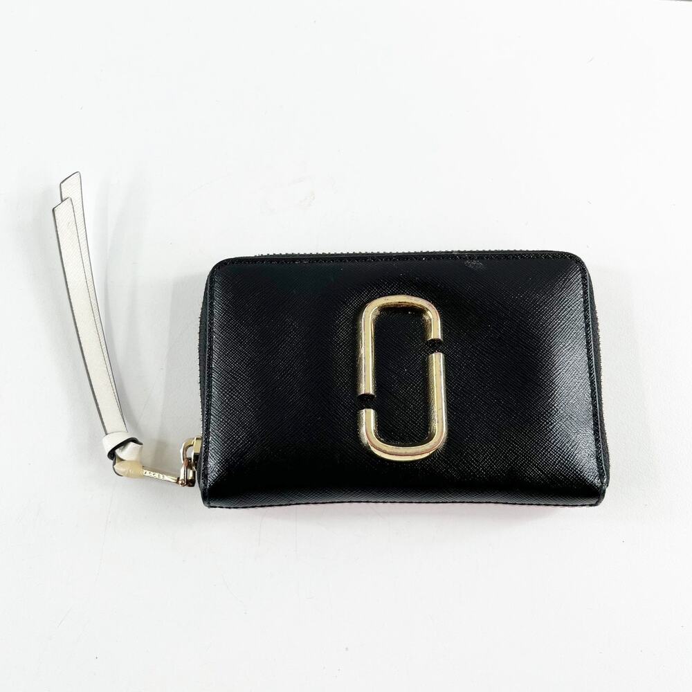 Marc Jacobs Mini Compact Leather Snapshot Zip Around Wallet Black Pink